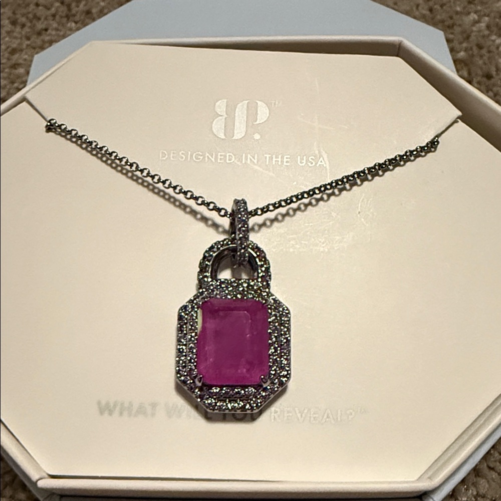 Elegant Pink Pendant Necklace
